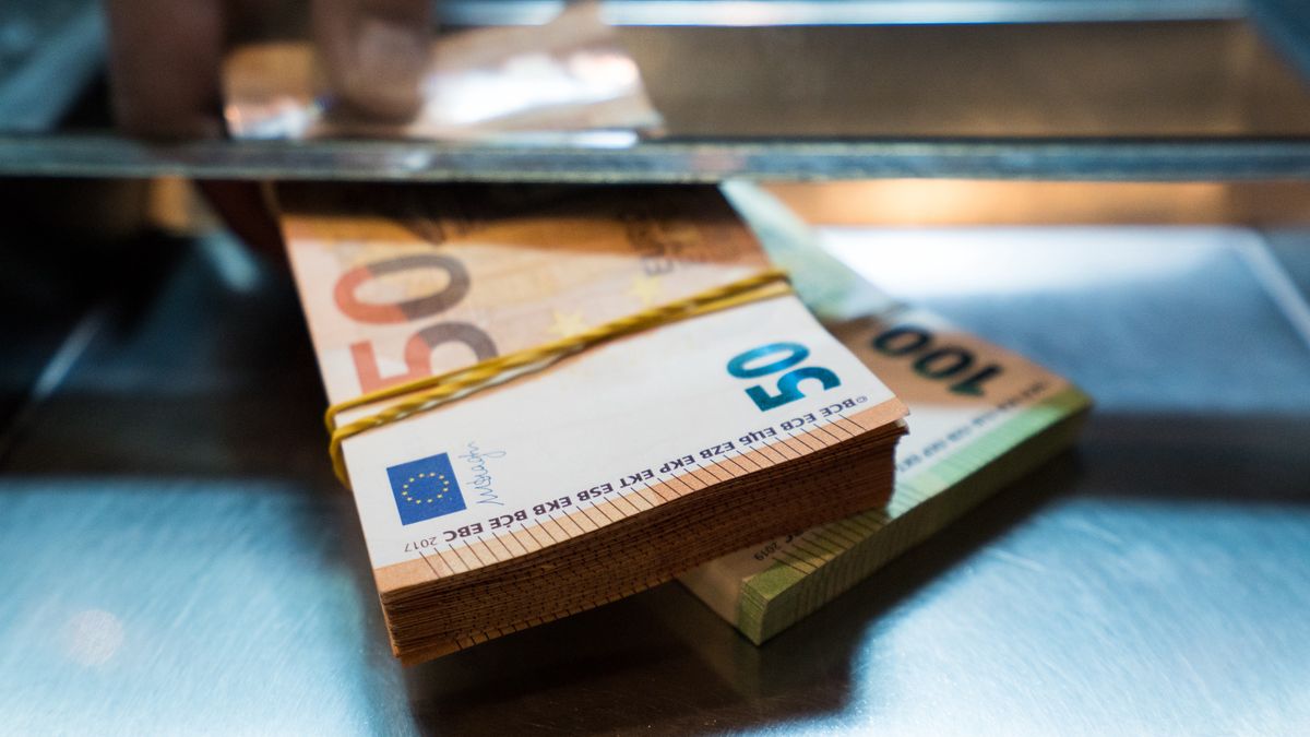 euro pieniądze waluta waluty gotówka