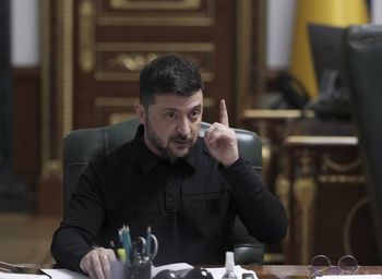 Otwierają przedstawicielstwa sprzedaży broni. Zełenski podał miasta