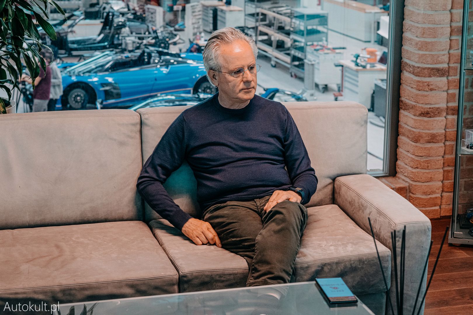 Horacio Pagani w swoim biurze