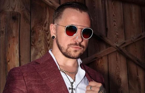 Od Majewskiego do Stanowskiego. Jak Maciej Dąbrowski stał się Człowiekiem Wargą