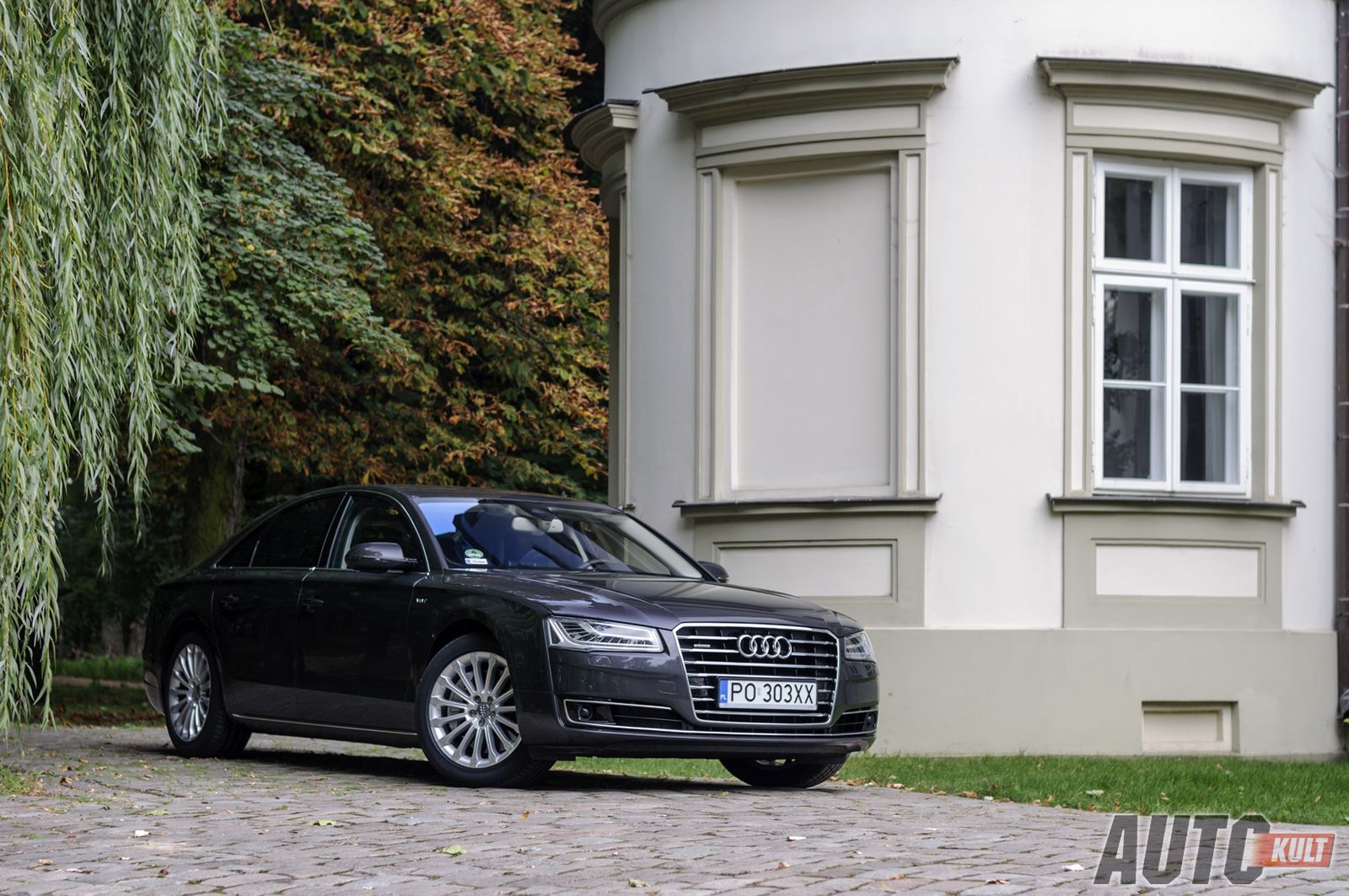 BMW 750d xDrive M-Sport kontra Audi A8 4.2 TDI quattro - test [galeria] 16