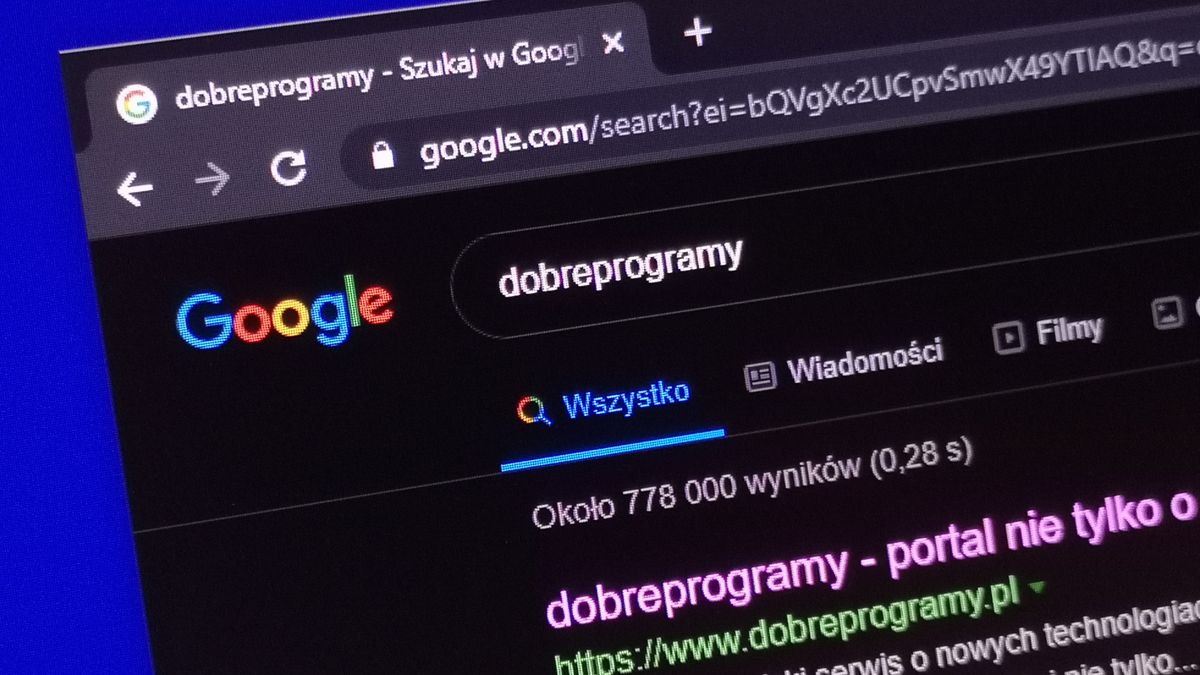 Kolory Google'a można tez zmieniać dodatkami do Chrome'a