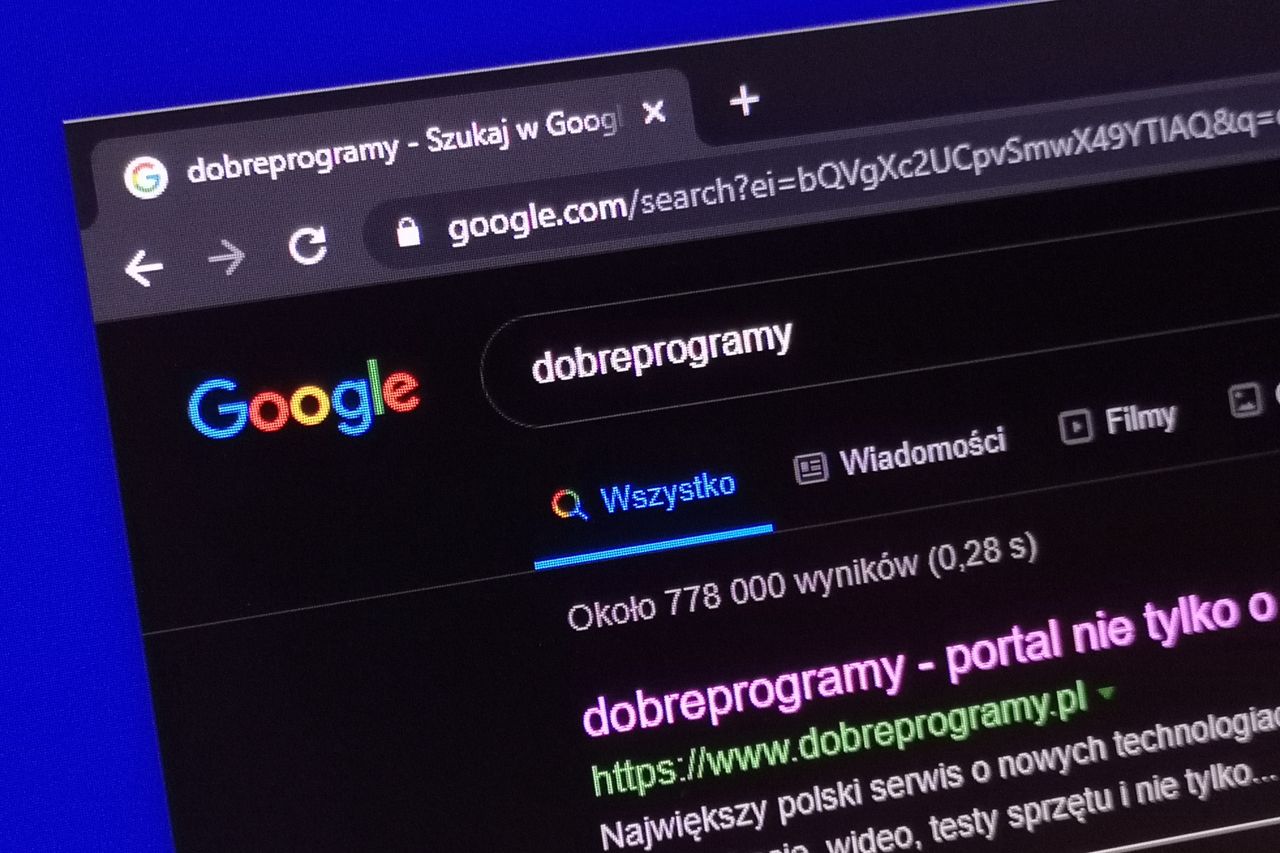 Kolory Google'a można tez zmieniać dodatkami do Chrome'a