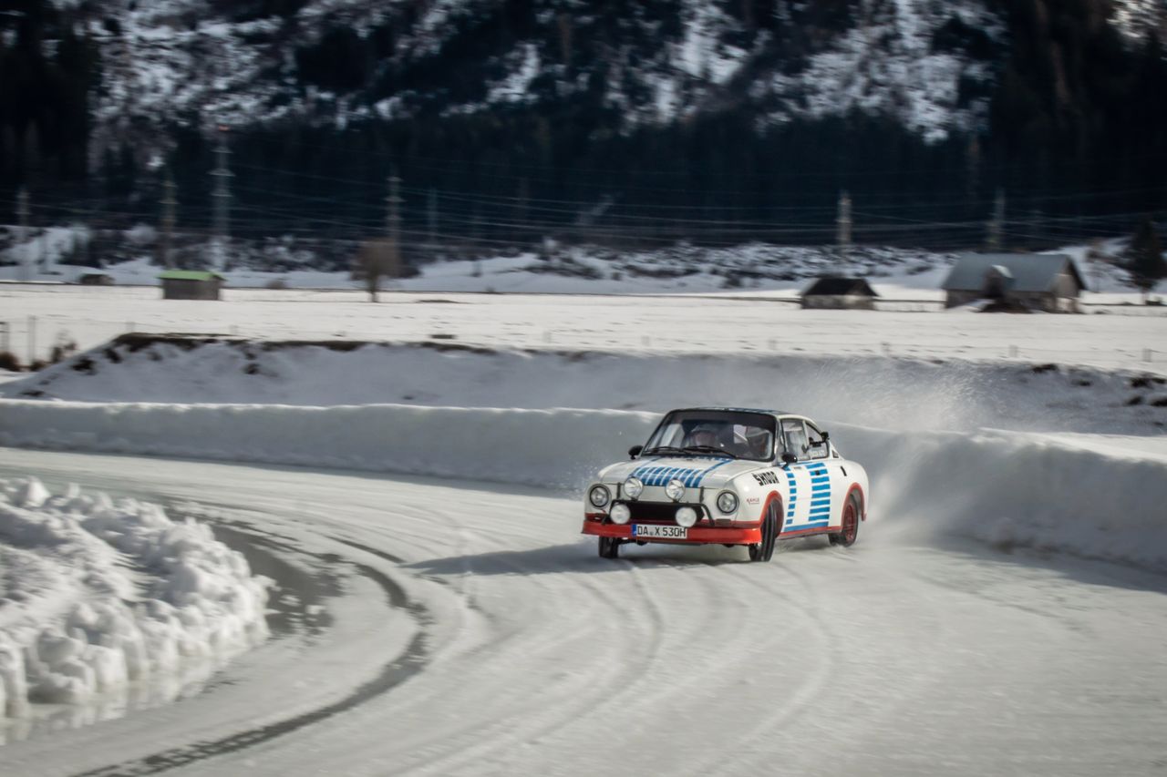 Urzekające bolidy, "porsche ze wschodu" i soczyste drifty na rajdowych trasach. Oto 120 lat Škoda Motorsport