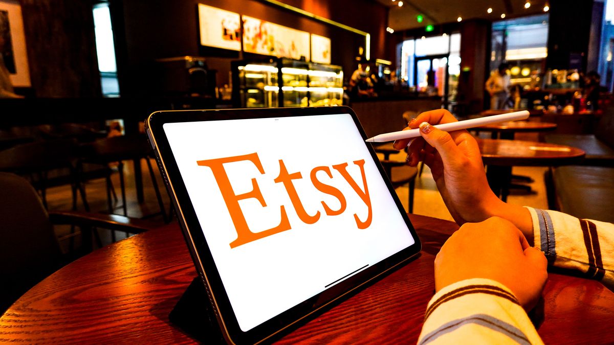 CHINA - 2024/10/13: In this photo illustration, an Etsy logo is displayed on the screen of an iPad. (Photo Illustration by Sheldon Cooper/SOPA Images/LightRocket via Getty Images)