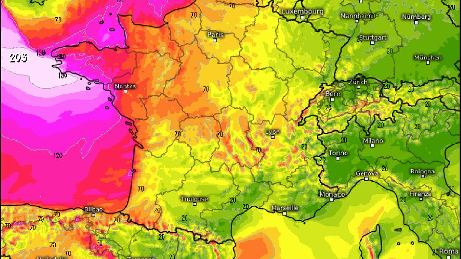 Nadciąga orkan Ciaran. Uderzy w Polskę?