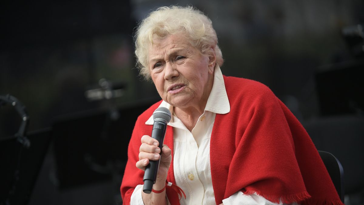 Teresa Lipowska jest oburzona, że w sieci pojawiły się fałszywe doniesienia na temat jej śmierci