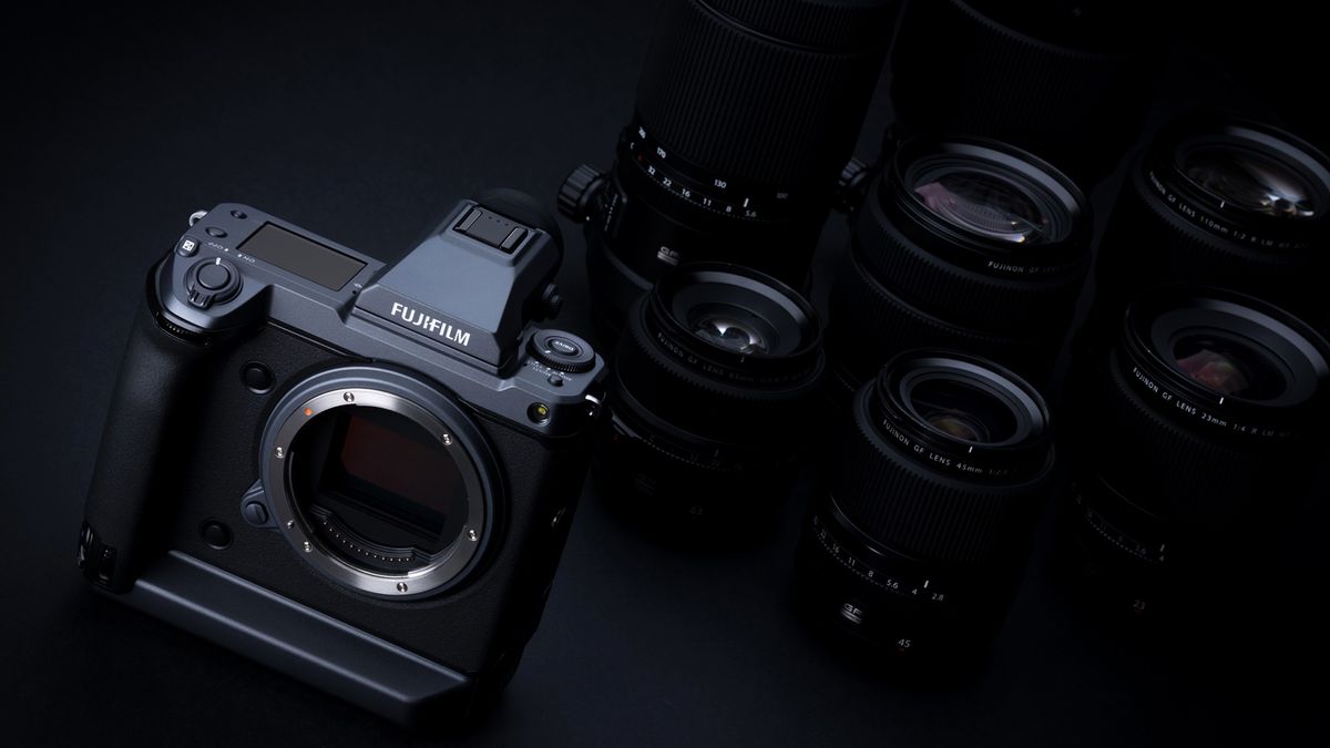 Fujifilm GFX100 – pierwszy 100-megapikselowy aparat na rynku konsumenckim 1