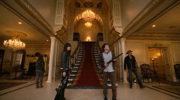 8 filmowych domów, w których chcielibyście zamieszkać. Tron, Batman, Zombieland i inne 10