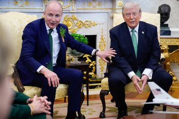 Zaskoczenie w Białym Domu. Próbował nie śmiać się ze słów Trumpa