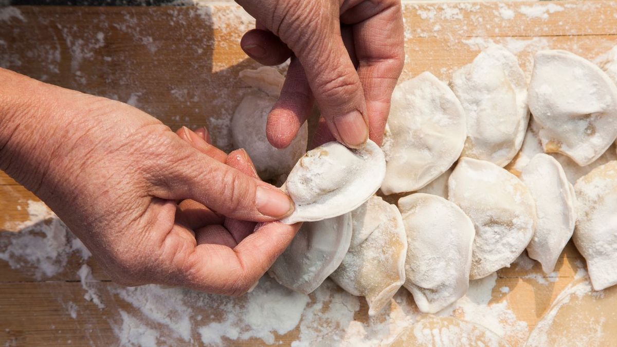 Lepienie pierogów- Pyszności