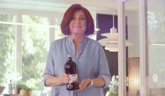 Aktywnie żyjąca Urszula Dudziak reklamuje Biovital (wideo)