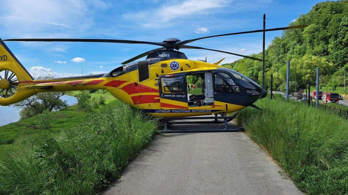 Pilot śmigłowca LPR wylądował na ścieżce rowerowej