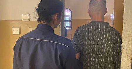 Przywiózł pizzę. Tak przywitano go w mieszkaniu