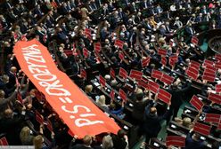 "PiS = drożyzna". Akcja posłów opozycji w Sejmie