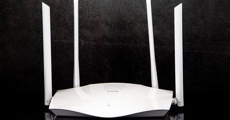 Szybki i funkcjonalny router w tak niskiej cenie? Testujemy Tenda TX3 z Wi-Fi 6