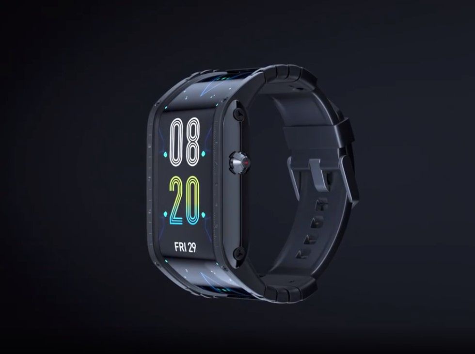 ZTE Nubia Watch to smartwatch owinięty ekranem 2