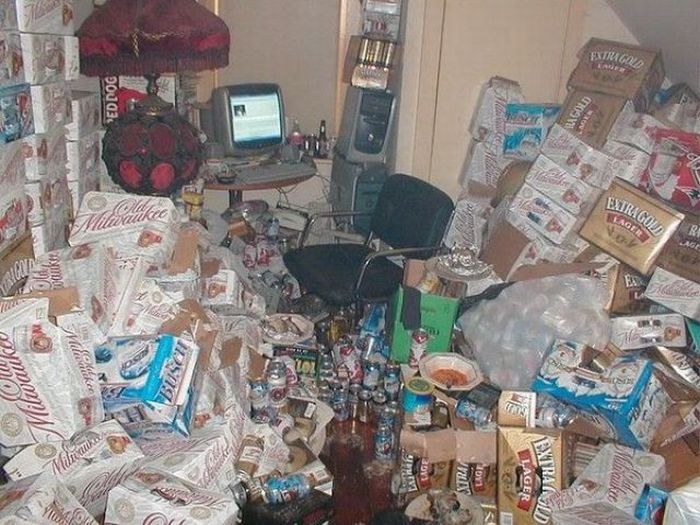 Najbardziej zaśmiecone mieszkania na świecie 3
