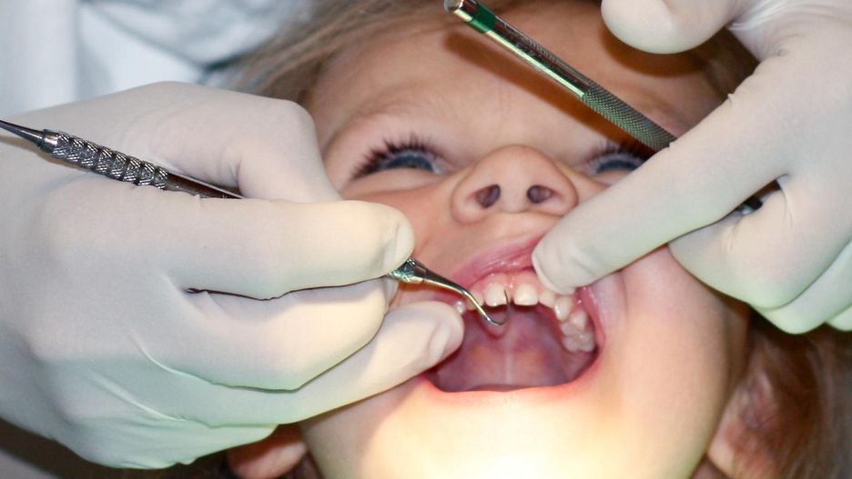 Od 1 stycznia 2025 roku wprowadzone zostają wizyty adaptacyjne dla dzieci w wieku trzech la