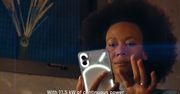 "Czy to Tesla Phone?". Ludzie pytają o smartfon w reklamie Cybertrucka