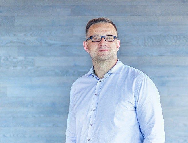 Adam Samsel szefem działu strategii K2