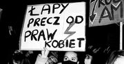 Strajk Kobiet. Wrocławianki potraktowane gazem w święto kobiet. Odpowiedzieć mają szef komendy i naczelnik wydziału prewencji