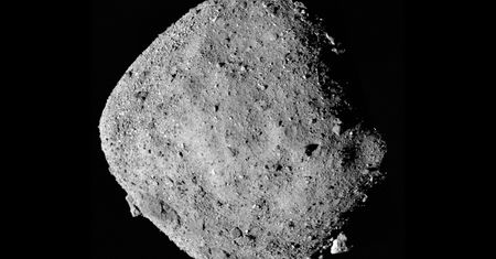 Asteroida przeleci blisko Ziemi. Jest większa od Statui Wolności