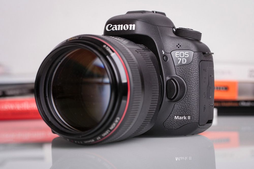 Canon EOS 7D Mark II - szybki, wytrzymały i bez konkurencji [test] 174