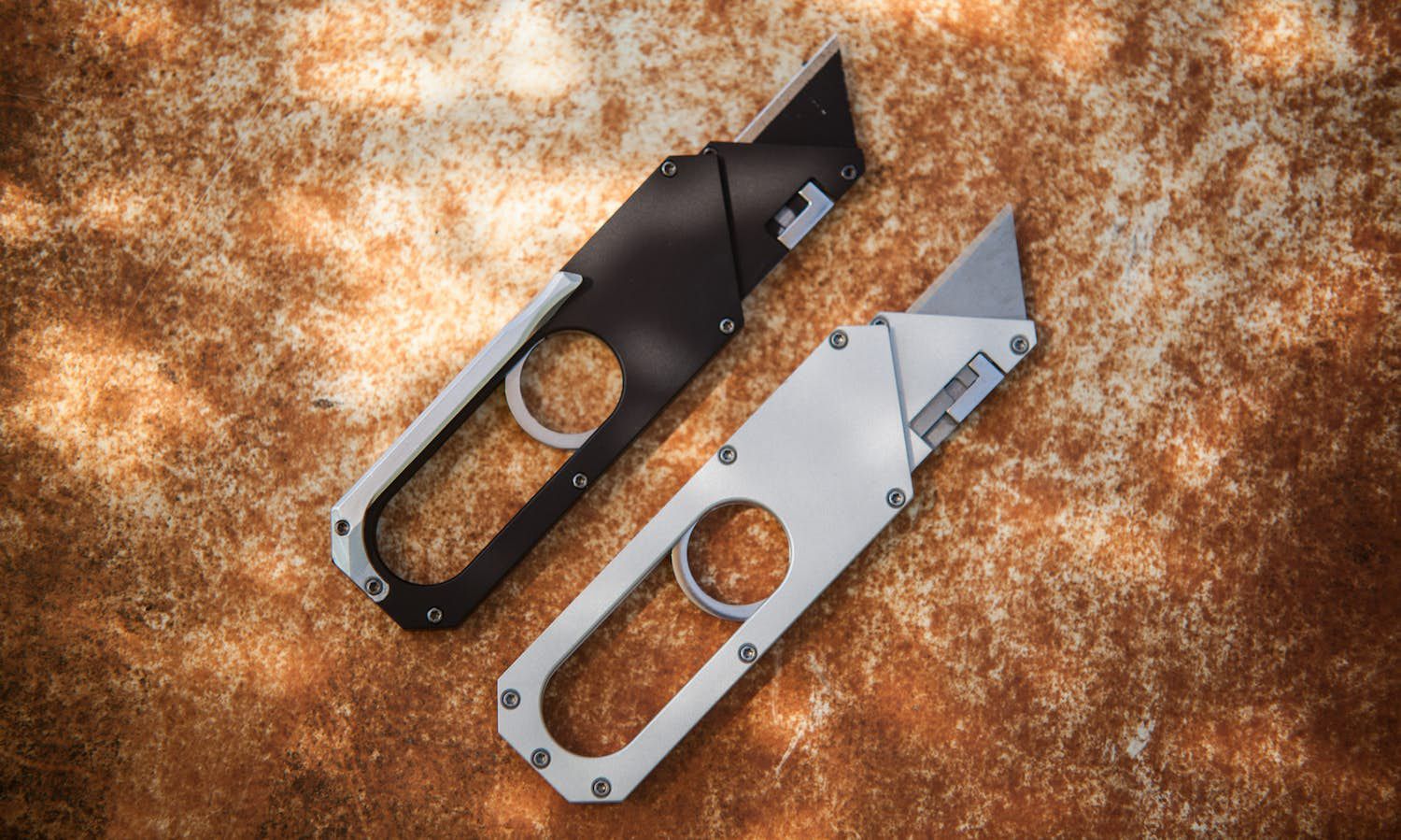 Maker Knife – mały nóż EDC z wysuwanym ostrzem 8