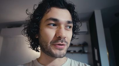 OjWojtek opuścił Polskę. Stał się wyznawcą Andrew Tate'a?