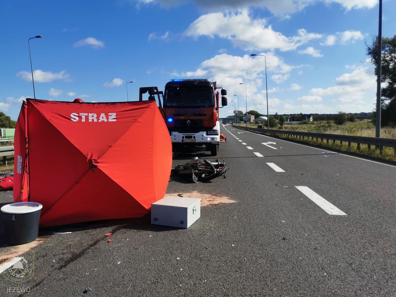 Tragedia w Jeżewie Starym. Zginął motocyklista
