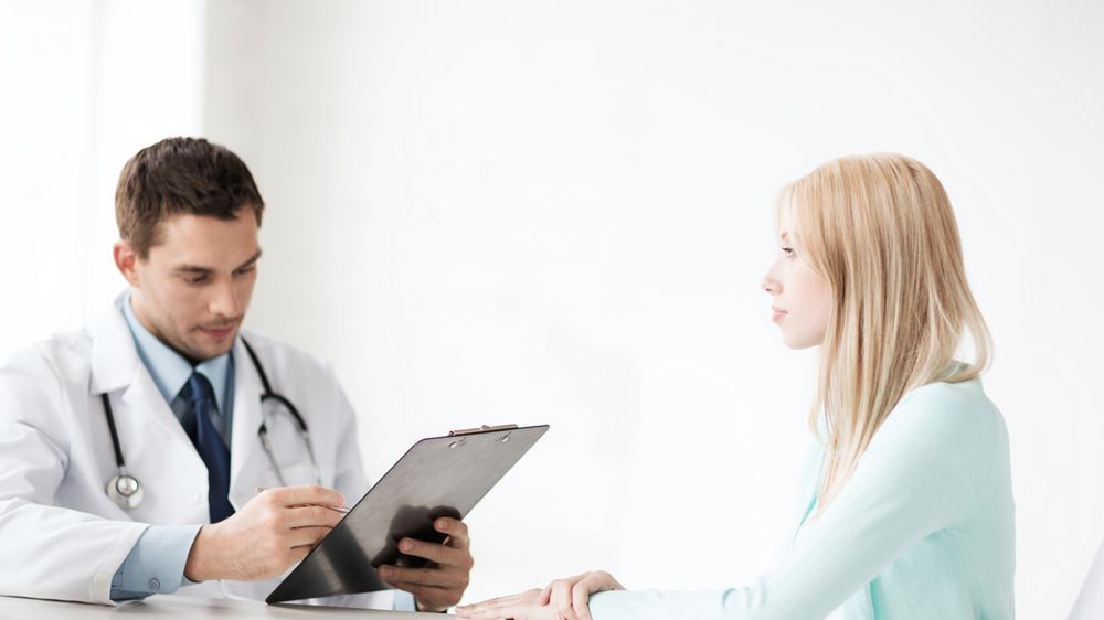 Ból piersi może mieć wiele przyczyn, dlatego zawsze warto udać się do lekarza