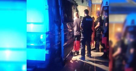 Rodząca kobieta utknęła w aucie. Reakcja była natychmiastowa