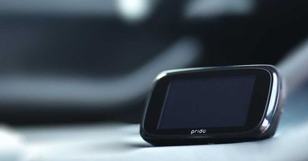 Ten polski wideorejestrator nagrywa wideo w 4K i oferuje kilka trybów parkingowych
