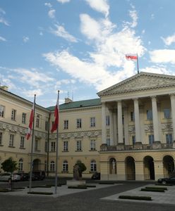 Stołeczni radni PiS: Ratusz i Rafał Trzaskowski nie mają pomysłu, jak walczyć z kryzysem