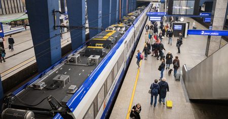Zapłaciły 500 zł za podróż PKP, dostały karteczkę. "Żarty"