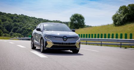 Renault nie obniży cen swoich aut. Uważa, że Tesla popełnia błąd