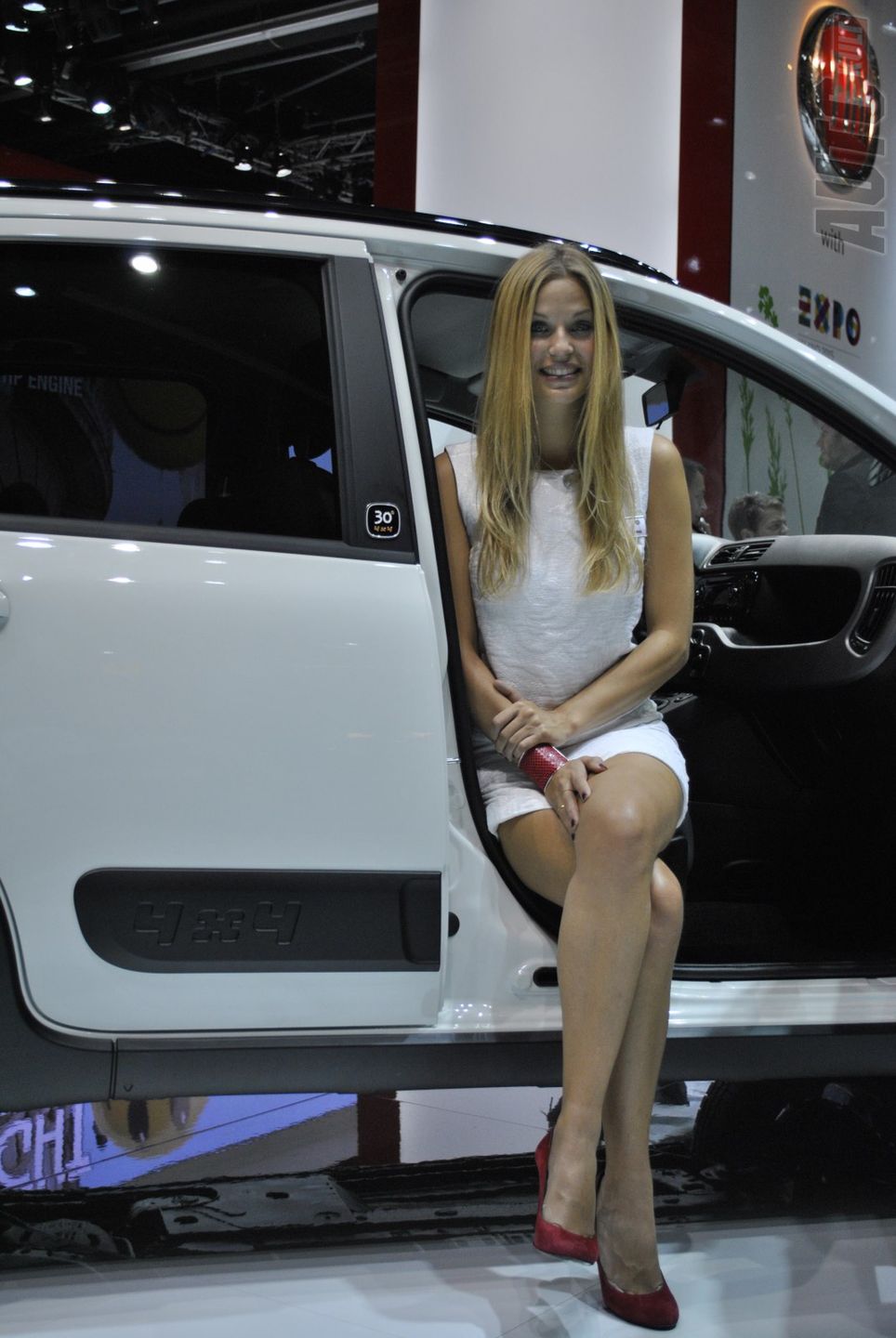 Hostessy Frankfurt Motor Show 2013 [galeria] 6