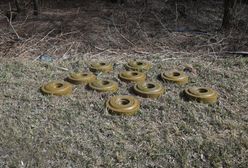 Wojna w Ukrainie. Traktorzysta wywoził śmieci. Najechał na minę