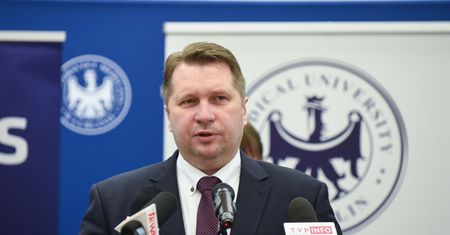 Awantura w Gdańsku. Dulkiewicz uderzyła w Czarnka. PiS uderzyło w Dulkiewicz