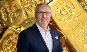 Wyprzedaż złota i srebra przyspiesza. Co się dzieje na rynku metali?