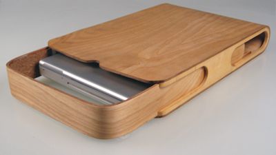 Drewniane etui na laptopa 1