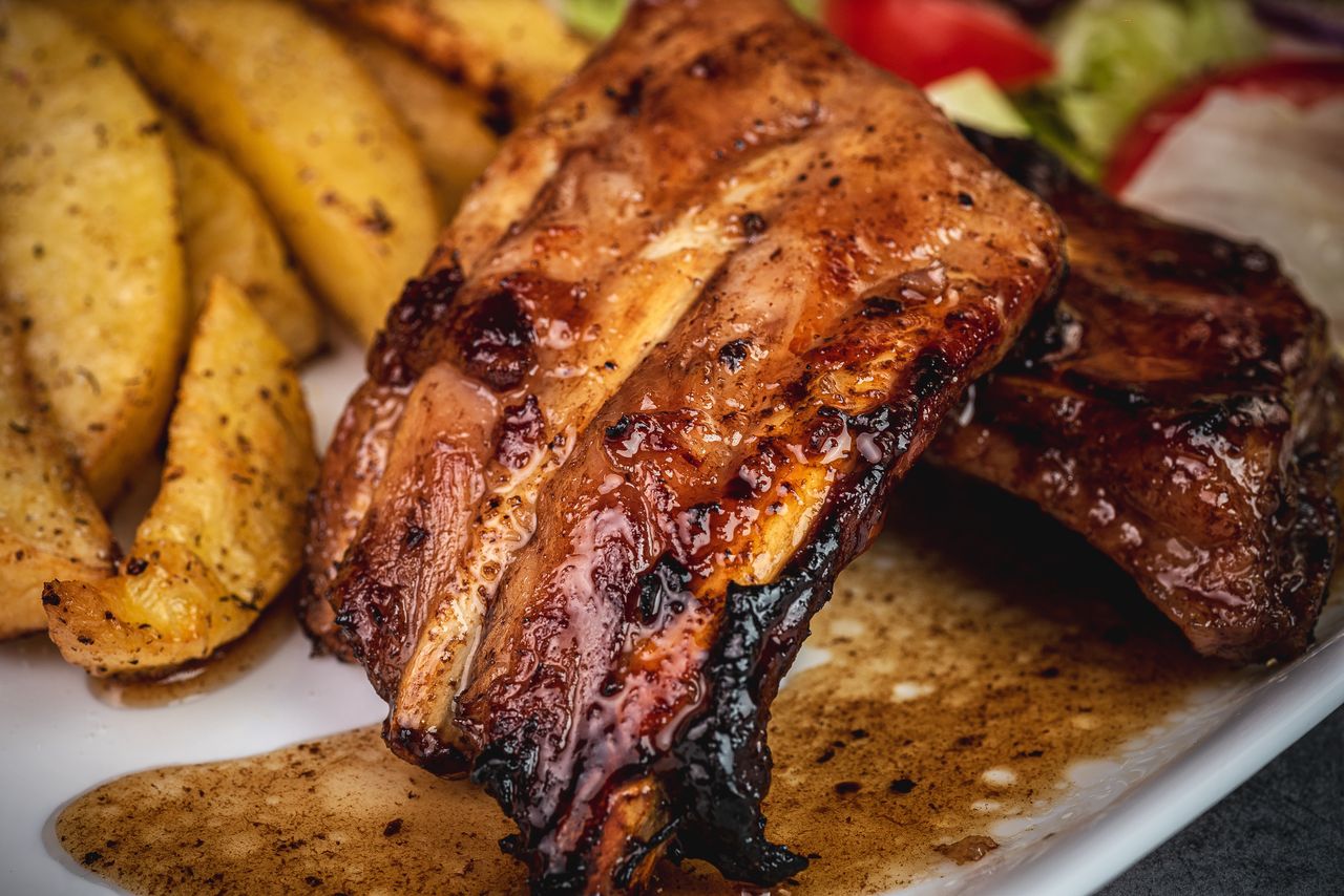 The ultimate guide to perfectly juicy and crispy ribs