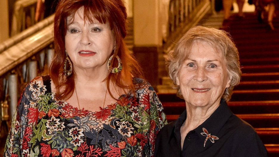 Danuta Błażejczyk i Irena Santor