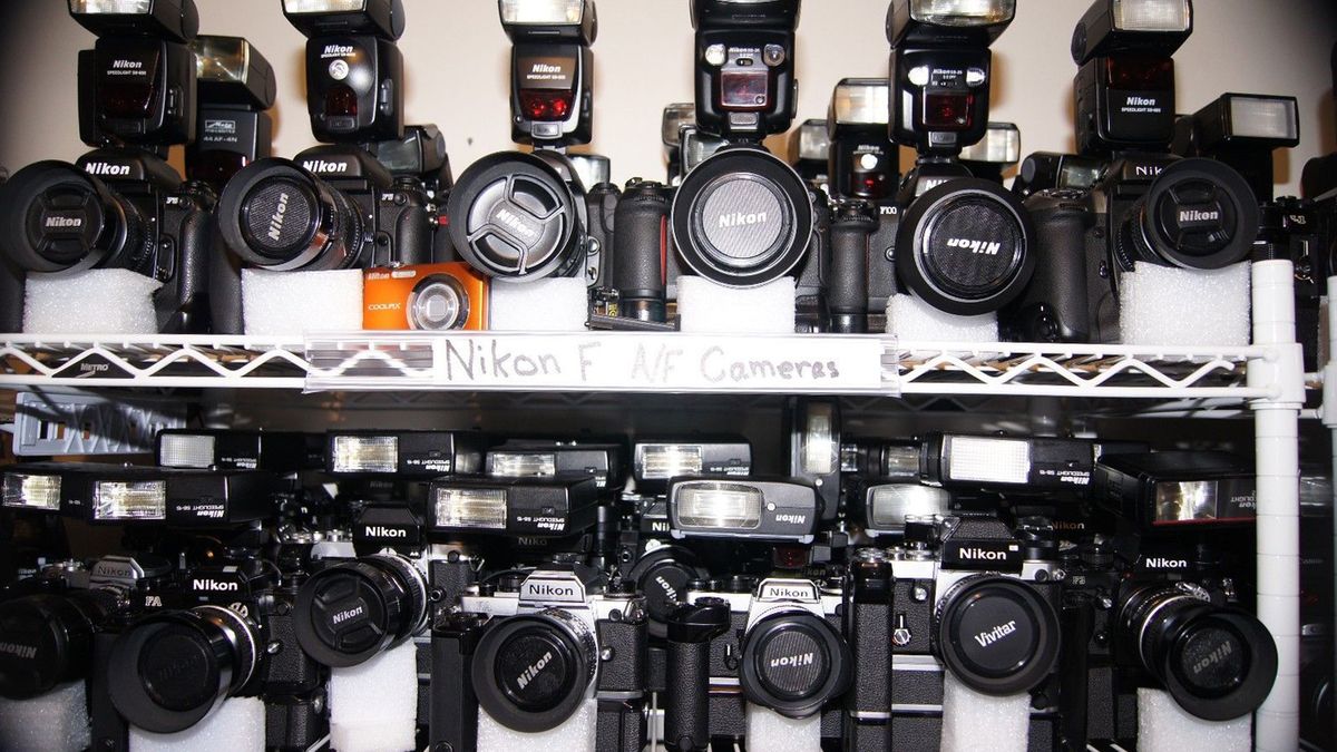 Imponująca kolekcja aparatów tradycyjnych jest do kupienia za jedyne... 65 tys. dolarów 1