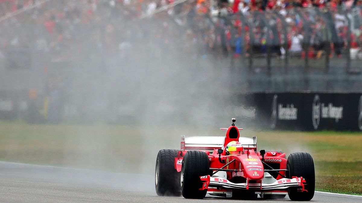 W bolidzie Micka Schumachera wybuchła gaśnica