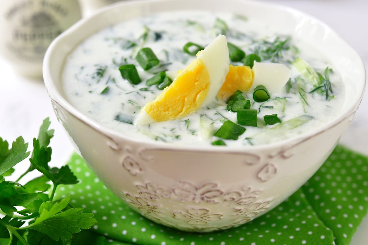 Grandma's secret cucumber cold soup: A refreshing summer delight