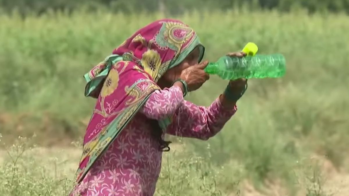 Mieszkańcy Indii zmagają się z falą upałów. Przyniosła ona już co najmniej setkę ofiar śmiertelnych