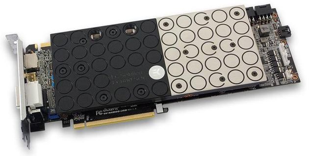 EK Water Blocks EK-FC680 GTX SOC blok wodny Gigabyte GeForce GTX 680 SuperOverclock karta graficzna zdjęcie montaż