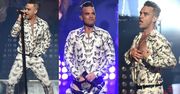 Robbie Williams wkłada rękę w majtki na koncercie… (ZDJĘCIA)